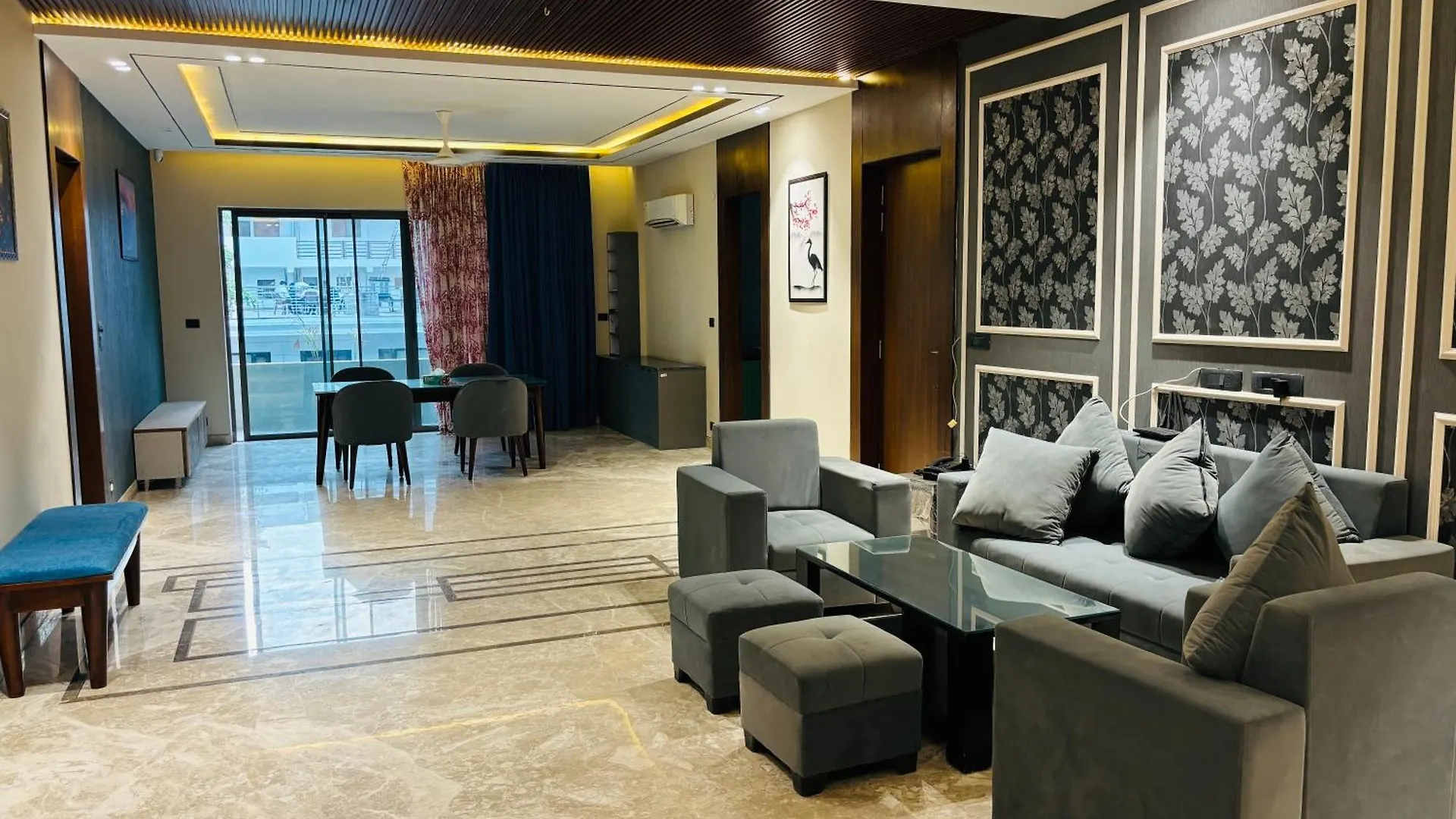 4Bhk Luxury Apartment Gurgaon 0*,  Índia