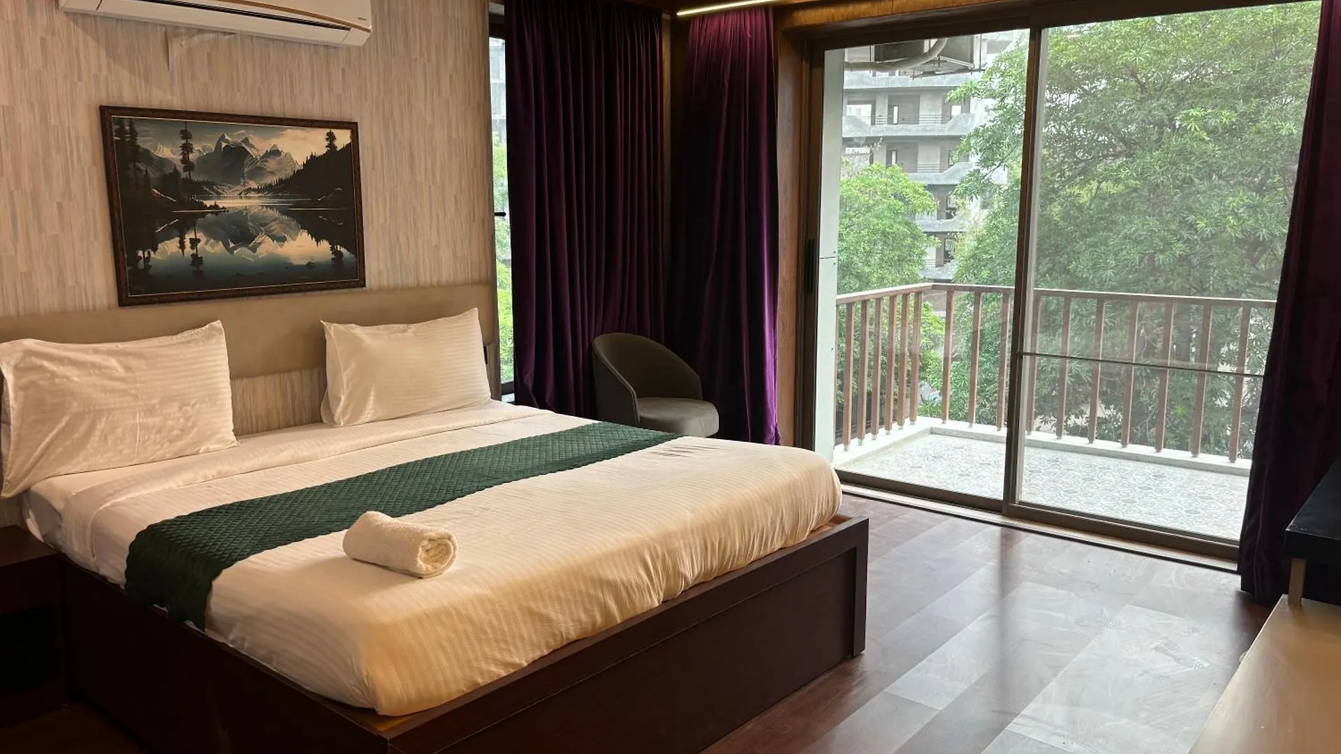 4Bhk Luxury Apartment Gurgaon